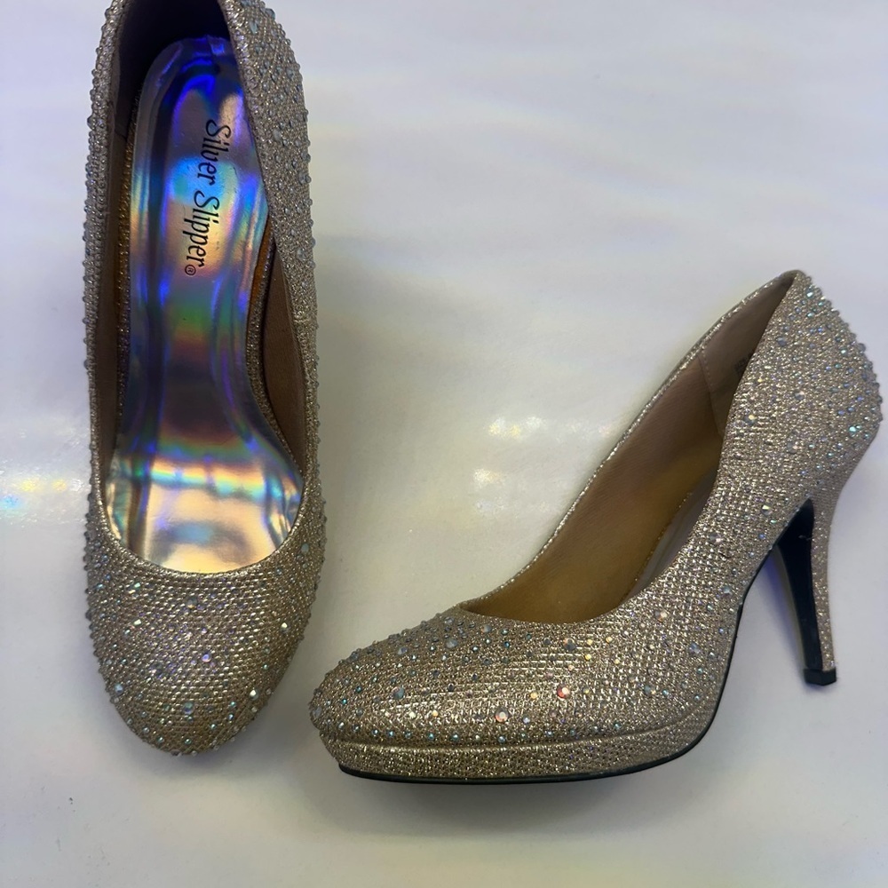 Women's Glitter Heels NEVER WORN!